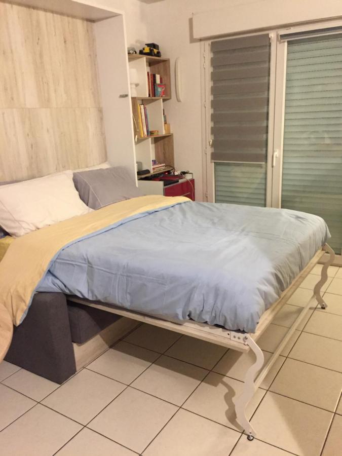 F2 Immeuble Les Pieds Dans L'Eau Apartment Villeneuve-Loubet Exterior photo